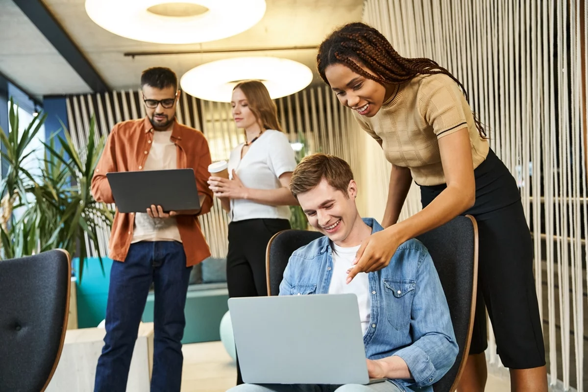 6 Company Incentive Program Ideas Employees Will Love